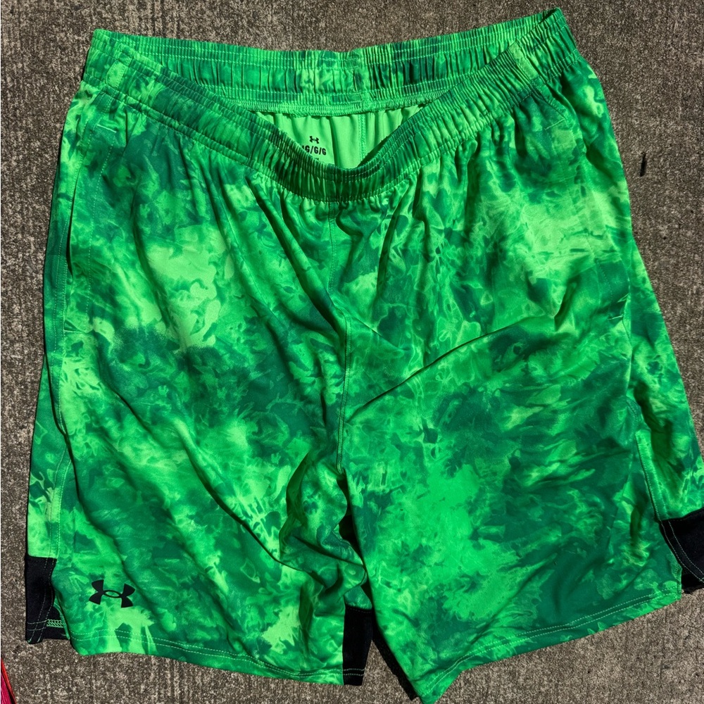 New 🆕 with tags Under Armour Tie-Dye Green Shorts